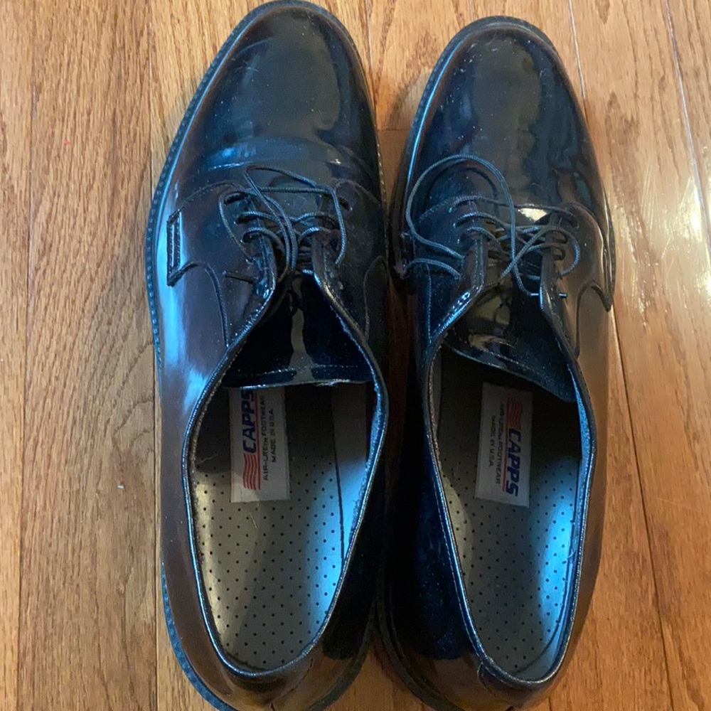 Men’s black dress shoes
